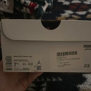 Nike Air Jordan 1 Mid Sneakers